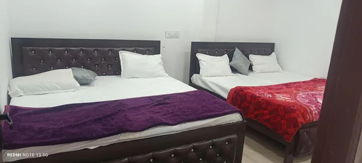 Non-AC room photo