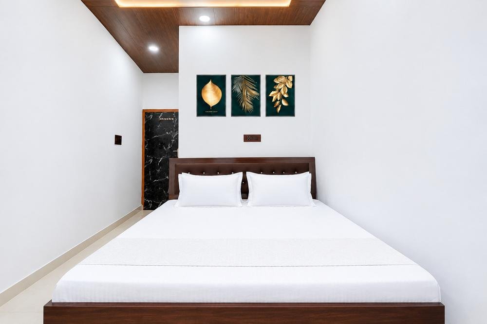 Non-AC room photo